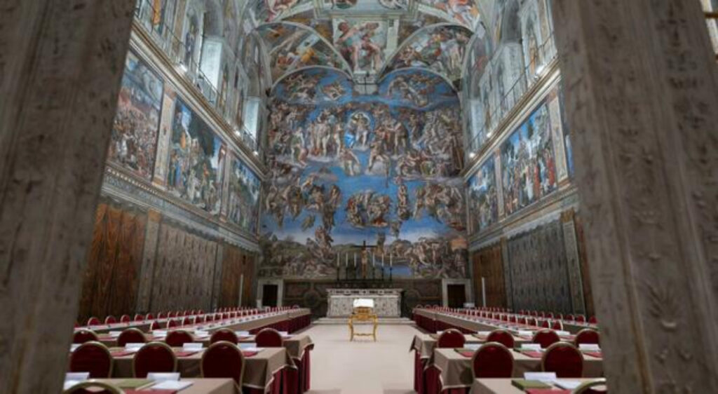 È iniziato il Conclave per l’elezione del nuovo Papa. Prima fumata attesa oggi alle 19. Tra i papabili anche il cardinale Pietro Parolin.