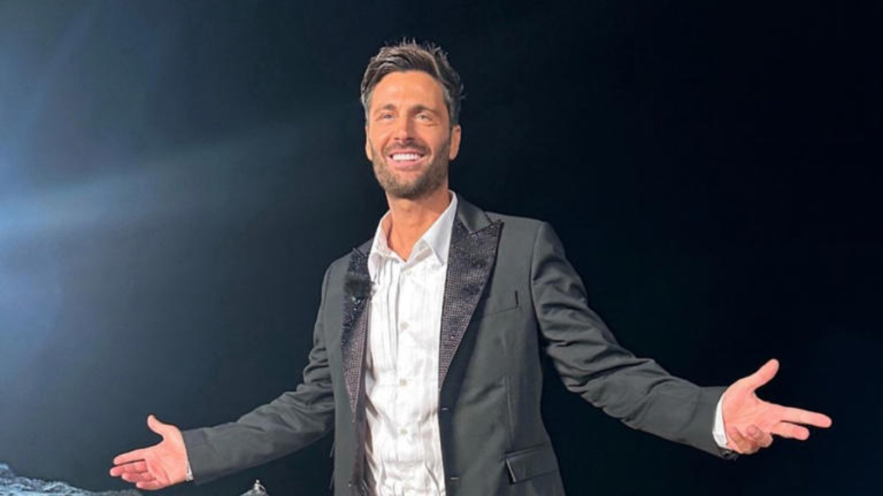 Filippo Bisciglia sul set di Temptation Island 2025