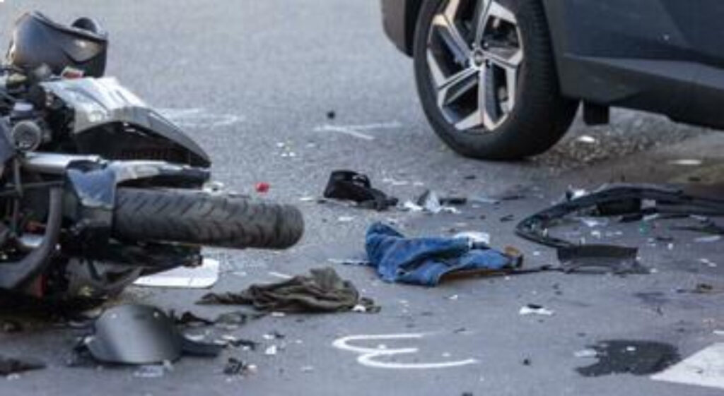 Incidente mortale in moto a Castellammare, via Panoramica