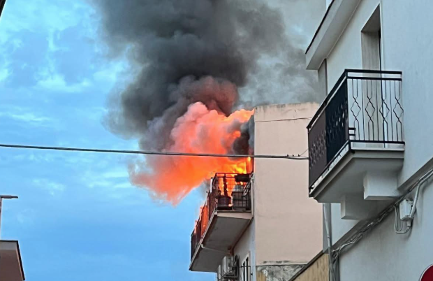 Cassano delle Murge incendio