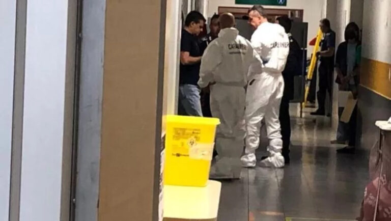 Orrore all’alba nell’ospedale di Piacenza: un feto quasi a termine è stato trovato in un cestino del pronto soccorso. Indagini in corso