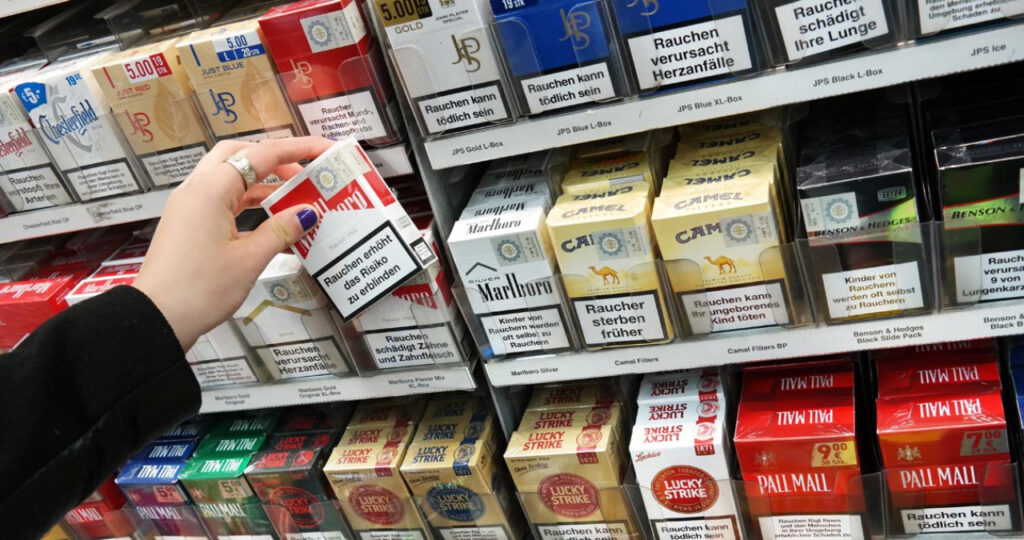 Sigarette aumenti fino a 1 euro a pacchetto