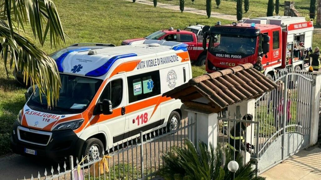 corpo carbonizzato trovato in auto