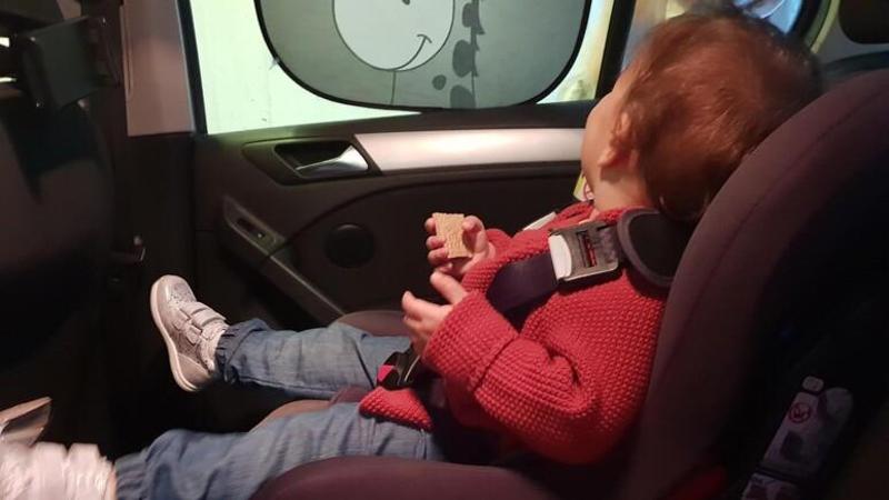 bimbo di 15 mesi muore in auto