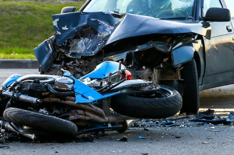 Auto contro moto, muore 17enne ad Alghero