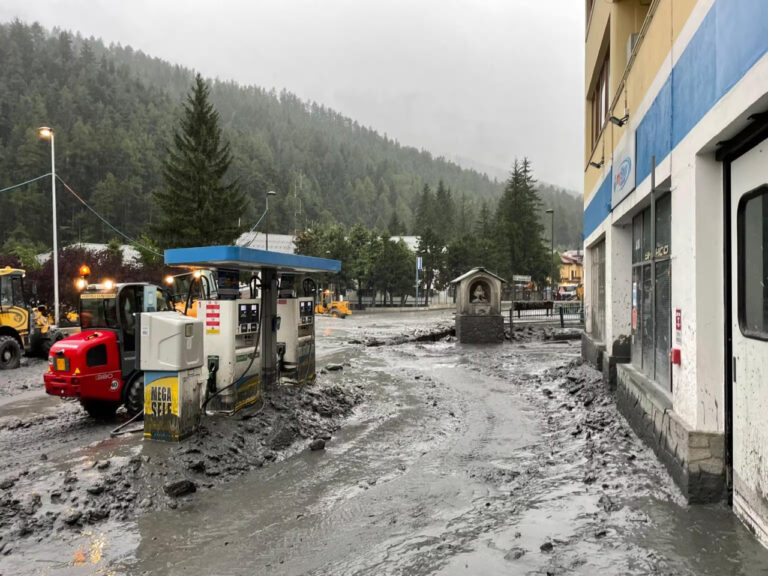 Esonda fiume Bardonecchia.JPG
