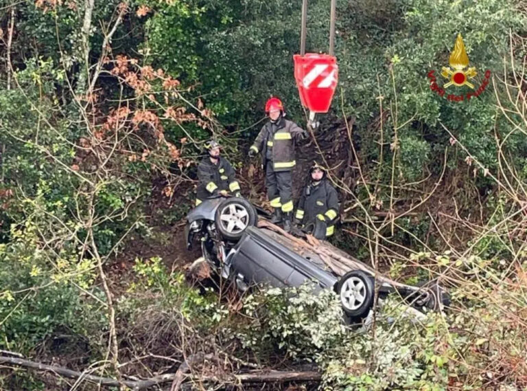 Impatto fatale per una 56enne Arezzo