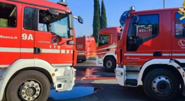 Incendio in un campeggio a Castiglione della Pescaia