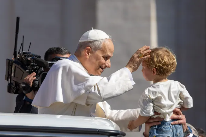 Papa Leone XIV bambini Vaticano
