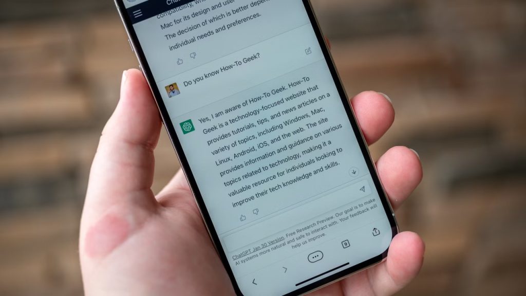 OpenAI parental control ChatGPT, nuove misure dopo i casi di suicidio negli USA