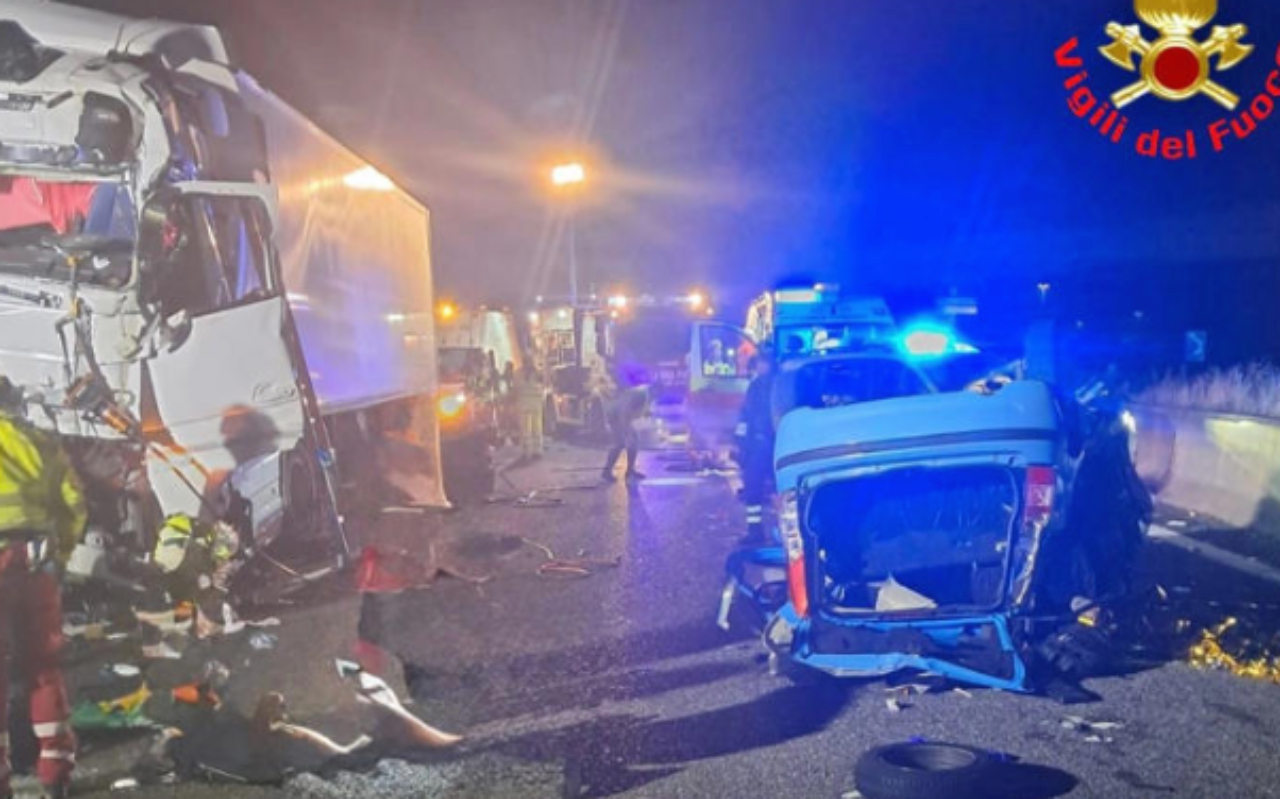 incidente A1 Senna Lodigiana Fiat Panda camion
