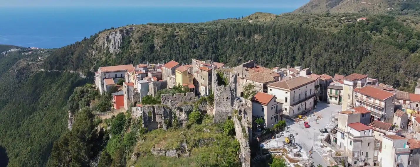 Donna soffocata da mozzarella a Camerota, panorama di Camerota.