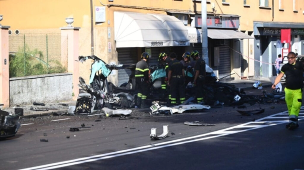 Incidente Bologna via Murri, auto rubata si schianta e muore un 18enne
